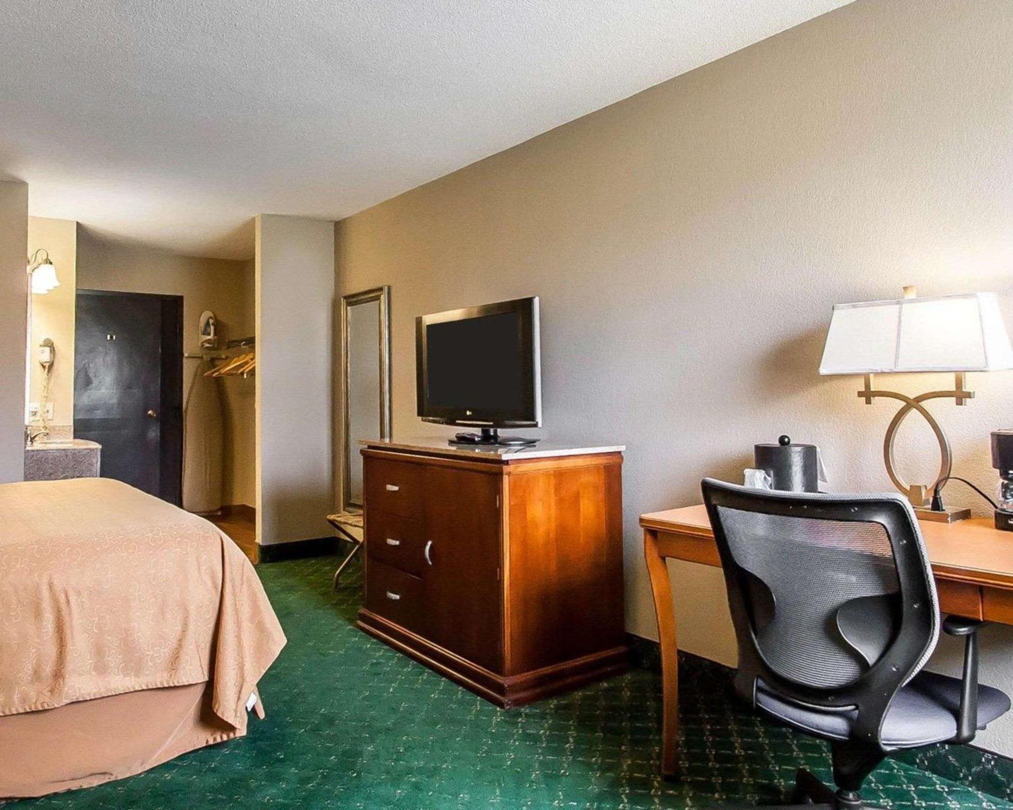 Quality Inn Cairo I-57 Esterno foto