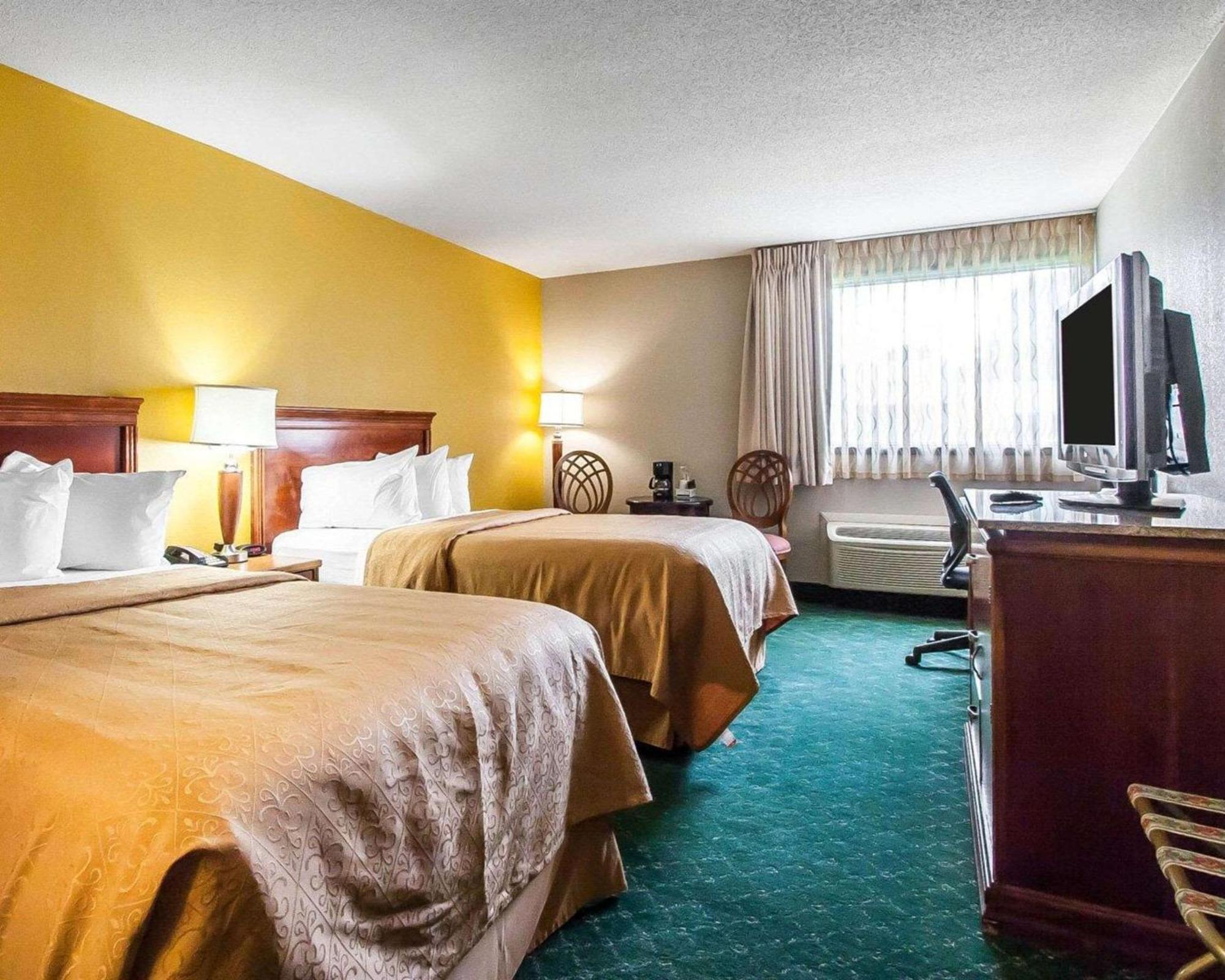 Quality Inn Cairo I-57 Esterno foto